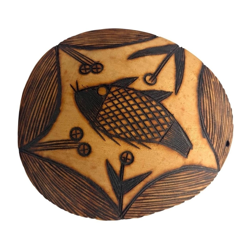 Hand Carved Peruvian Gourd Wall Art Pair Pyrography Fish Antelope Folk Decor - Picture 8 of 9